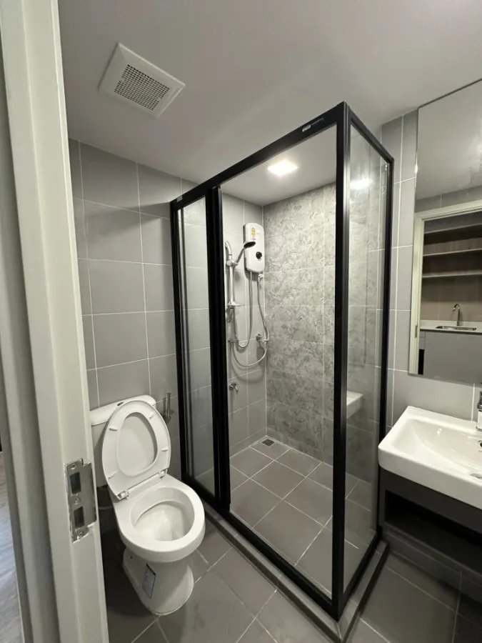 For sale rent, Cave Town Colony, 5th floor, swimming pool view, built in, fully furnished. Ready to move in. If interested, reserve now.