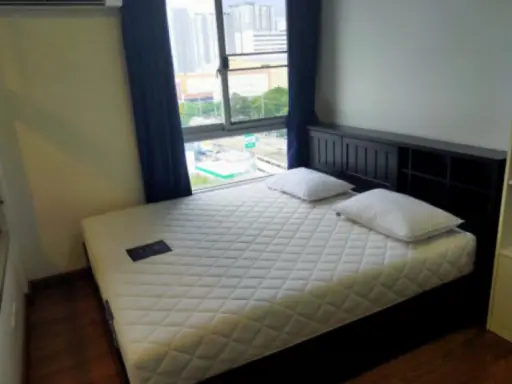 Urgent sale The Parkland Ratchada-Thapra. The room is fully furnished. Plus the most impressive price. Hurry up to buy. If you miss it, you will miss it.