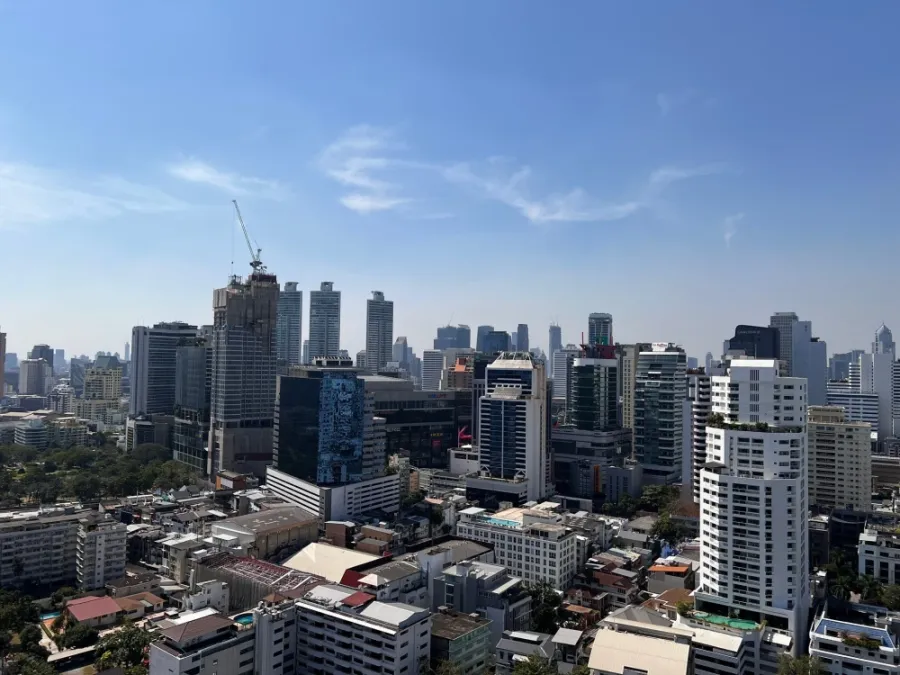 For rent sell: Noble State 39, 2 bedrooms, fully furnished with high-quality built-in furniture, beautiful unblocked views. Don't miss out!