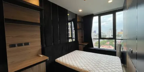 ให้เช่า Oka HAUS Sukhumvit 36 ชั้น 11 วิวสวย ตกแต่งบิวท์อินสวยปังทั้งห้อง พร้อมเครื่องใช้ไฟฟ้าแน่นๆ ย้ายเลย อย่าช้า