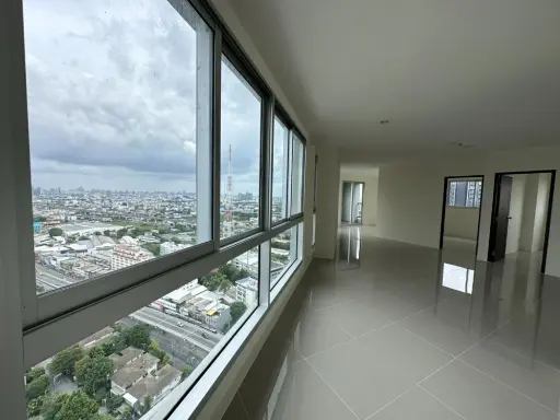 For rent!! Condo Assakan Place Srinakarin, empty room for sale, good location, 29th floor, city view, ready to move in, hurry and reserve now!! images