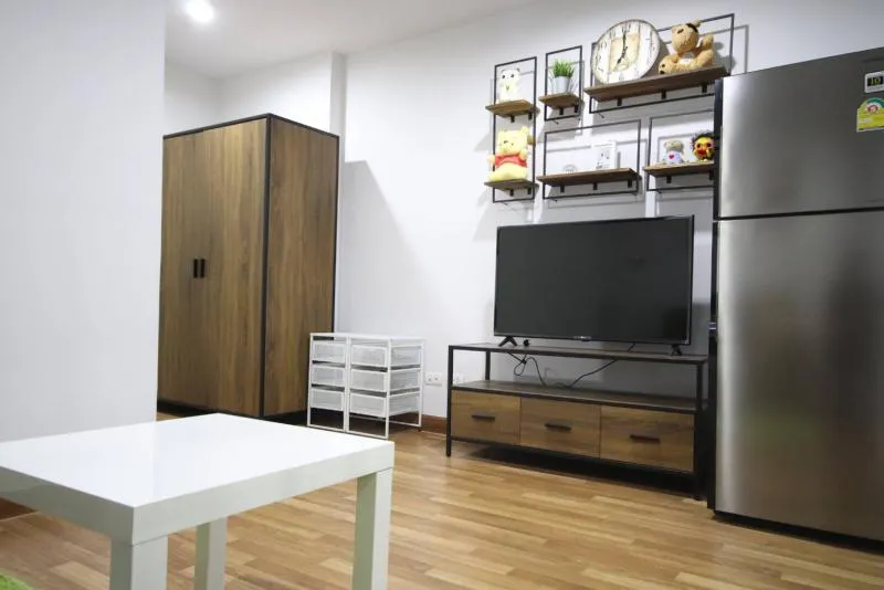 Condo for rent, Regent Home Sukhumvit 81, beautiful room, well decorated, fully furnished, with TV, next to BTS, ready to go.