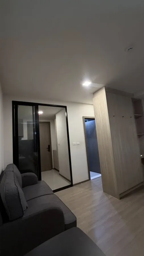 For rent: The Muve Ramkhamhaeng 22, 7th floor, Building B. Not hot in the mornings, breezy, gets afternoon sun. Highly recommended!