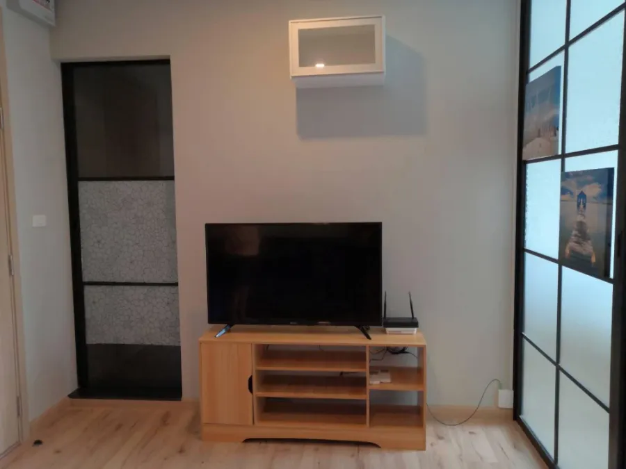 For rent: Brix Condominium, room in the inner wing, garden view, quiet, not hot, fully furnished, must book now.