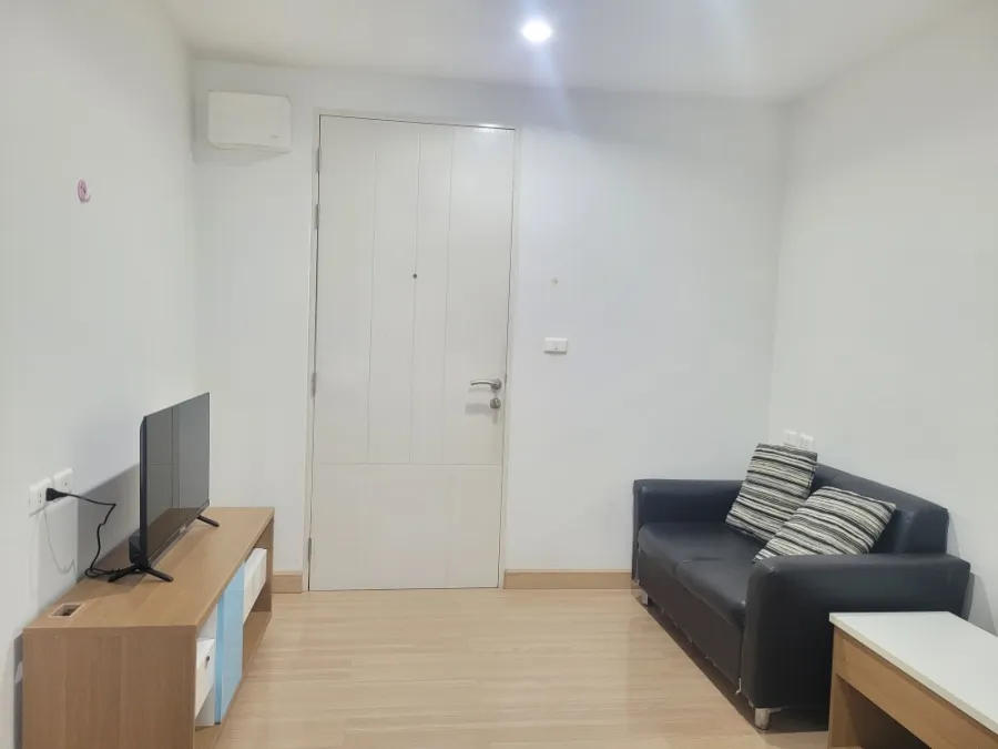 Sell and rent The Niche ID Bang Khae, fully furnished room Get cool breeze from the south balcony all year round.