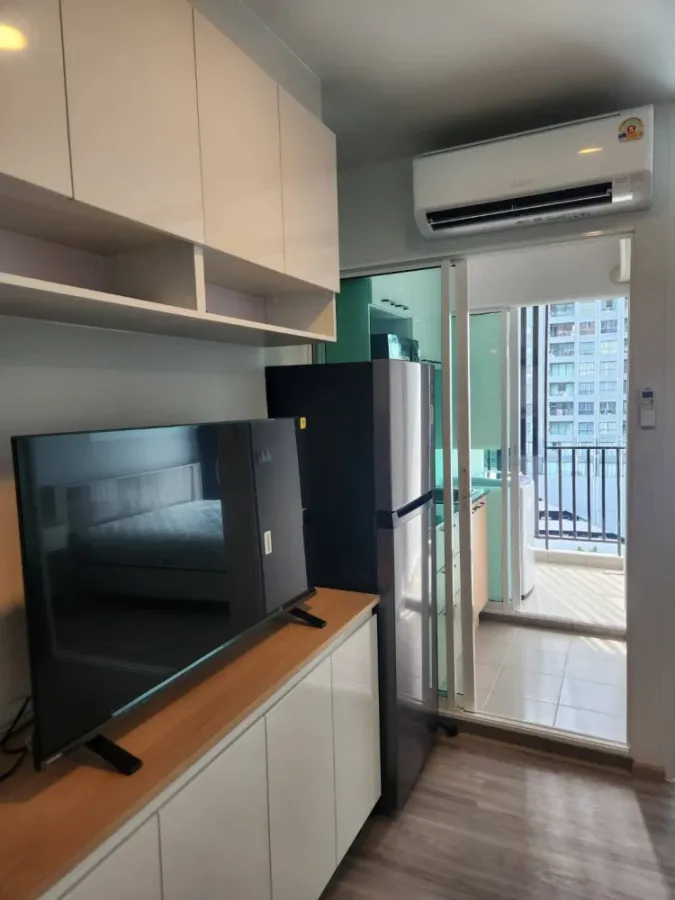 For rent: Regent Home Bangna, 20th floor, comes with furniture and appliances. Reserve now, don't miss out!