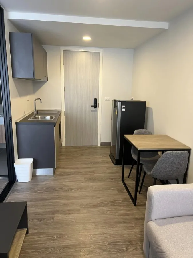 Condo for rent Flexi Sathon - Charoennakhon, spacious room, comes with usable space, complete here, hurry and reserve now.