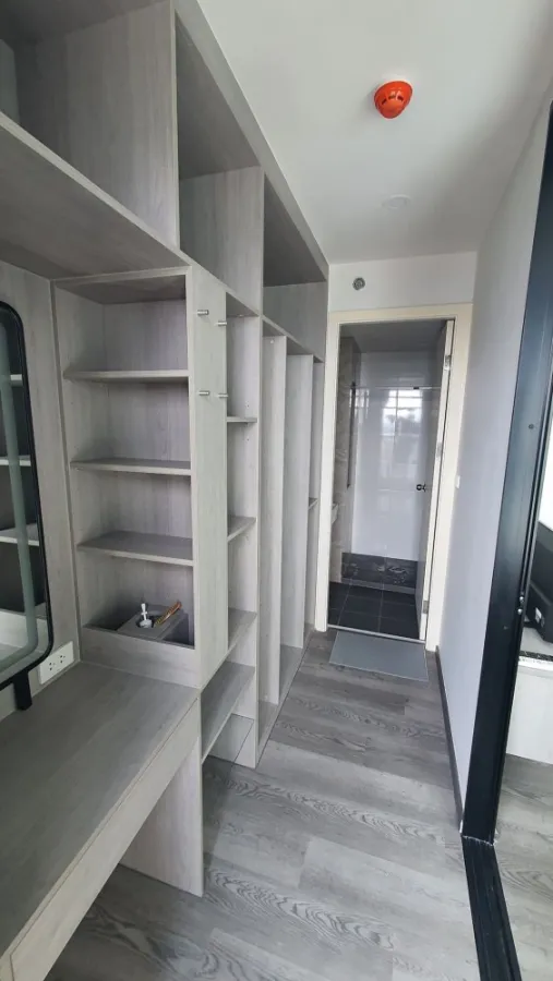 Condo for rent: The Origin E22 Station, 16th floor, high view, room comes with complete amenities.