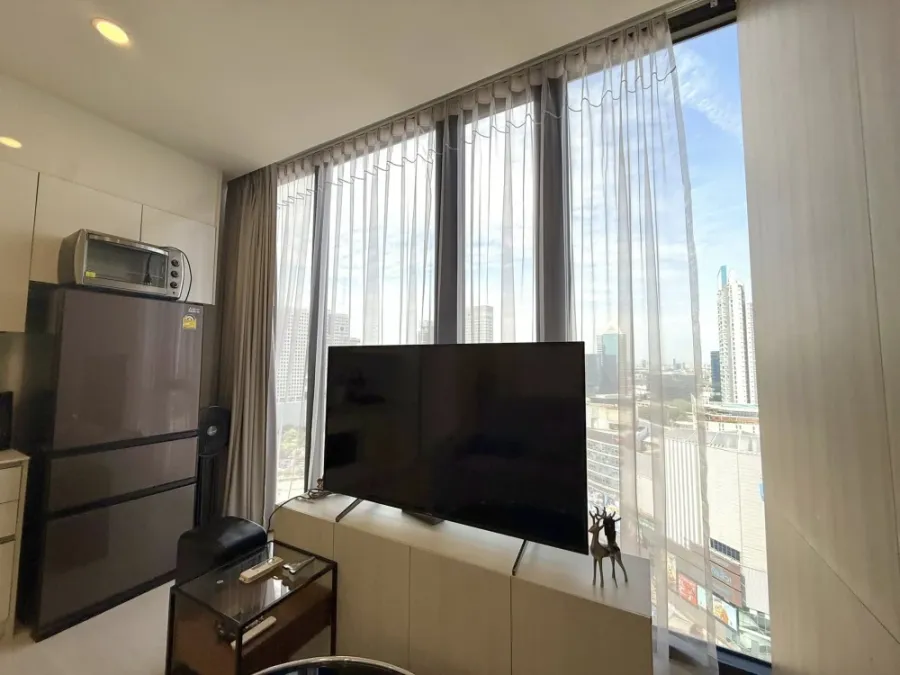 For sale or rent: Mazarine Ratchayothin, corner room with privacy, good location, lots of usable space. Reserve now!