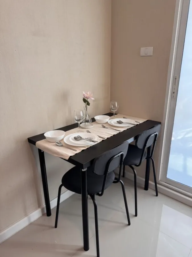 JW Condo @ Don Mueang for rent, Building F, 7th floor. Fully furnished, ready to move in.