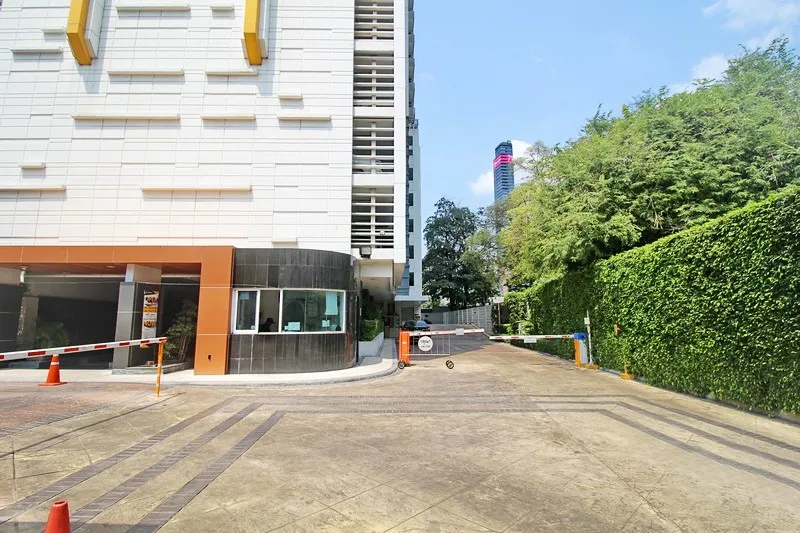 ให้เช่าคอนโด ไอวี่ สาทร 10 ห้องสวย พร้อมอยู่ ทำเลดี อย่ารอช้า รีบจตองด่วน!!