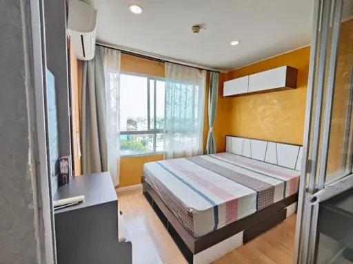 For rent, Lumpini Ville On Nut 46, corner room, 8th floor, fully furnished and electrical appliances. Hurry up to reserve.