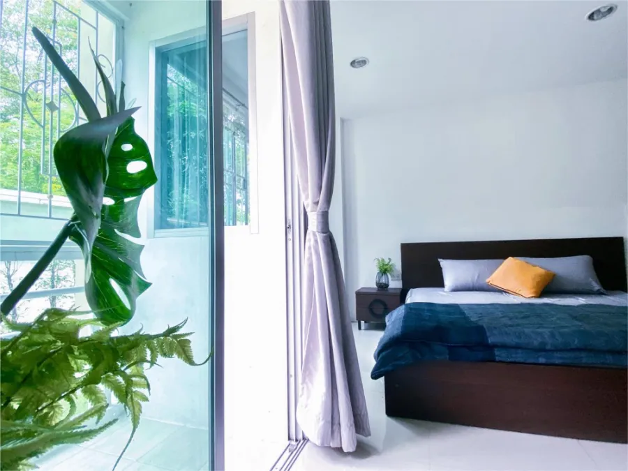 ขาย ไมล์สโตน เสรีไทย ห้องสตูดิโอ ขนาดห้อง 30 ตร.ม. ตกแต่งพร้อมอยู่ ร่มรื่น สบายตา อย่ารอช้า!!