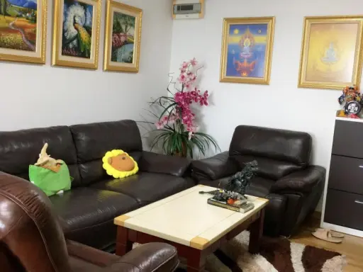 Condo for sale City Home Ratchada-Pinklao large leather sofa Sit comfortably, not hot. The room is very spacious. Hurry and reserve it quickly.