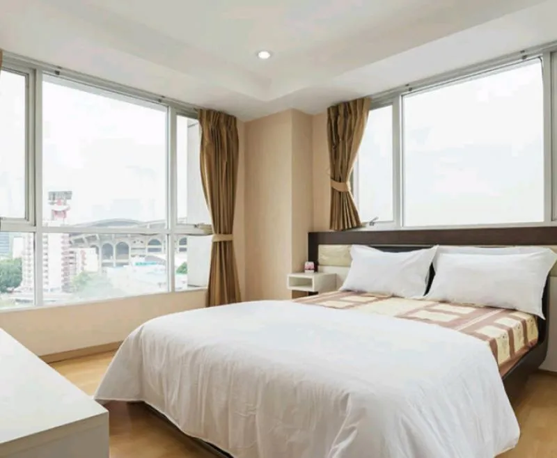 Quick sale! Cheap price Inspire Place ABAC Rama 9 corner room, very good view. Rajamangala Stadium, an urgent sport venue
