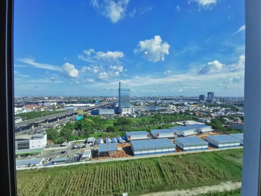 ขาย คอนโด ลุมพินี เมกะซิตี้ บางนา ชั้นสูง ห้องมุม วิวดีมาก ระเบียงหันทิศตะวันออก ไม่มีตึกบัง