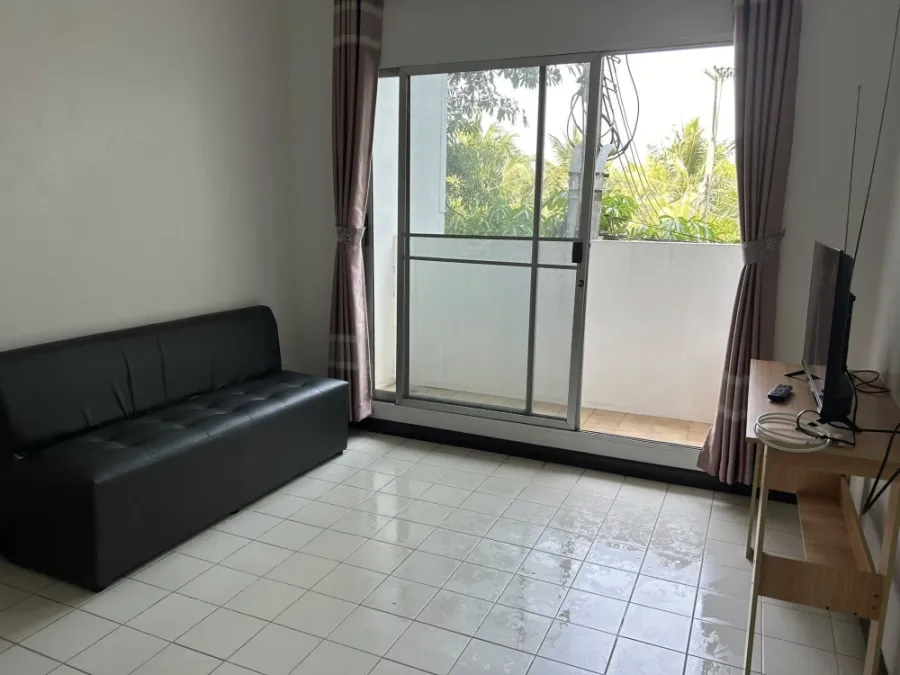 For rent: Baan Suan Thon PhutthaBucha 47, 2nd floor. Spacious living area, fully furnished. Just bring your bags and move in!