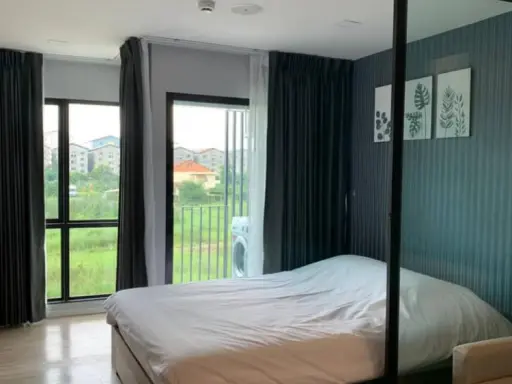 For Rent Kave town space แต่งครบ ผนังติดวอลเปเปอร์ สวยมาก เฟอร์บิวท์อินแน่นๆ ไม่จองพลาดมาก