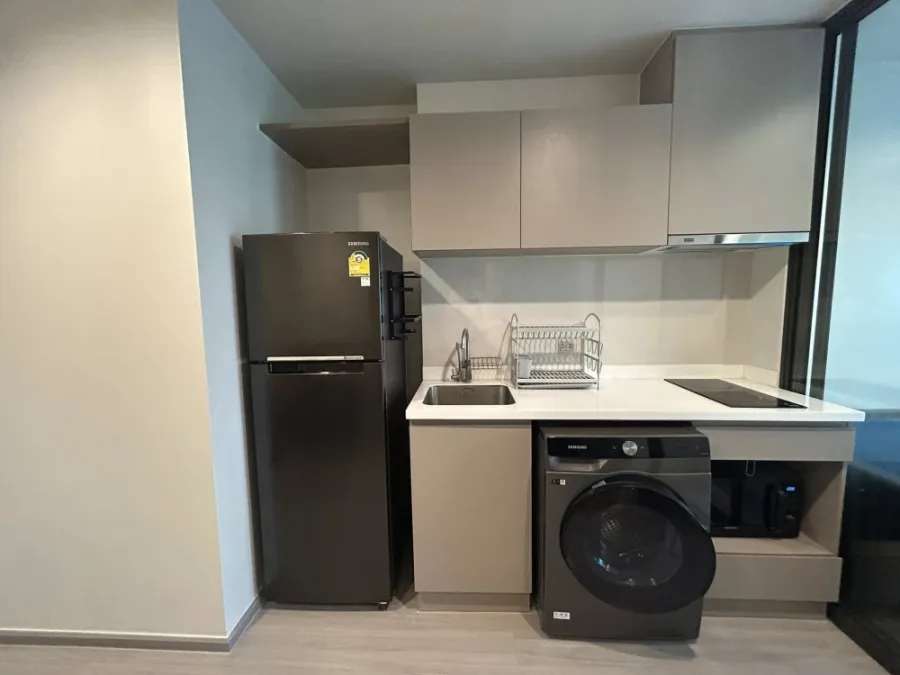 For rent: Life Ladprao, very high floor unit. Fully furnished with appliances, ready to move in.