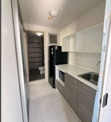 For rent: Dcondo Campus Resort Bangna, 5th floor, corner unit, fully furnished. Book now!
