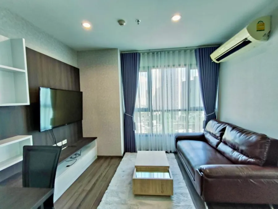 ขาย ให้เช่าคอนโด The Base Park West 2 นอน 1 น้ำ ชั้น 16 Pool View And City View รีบมาจับจอง