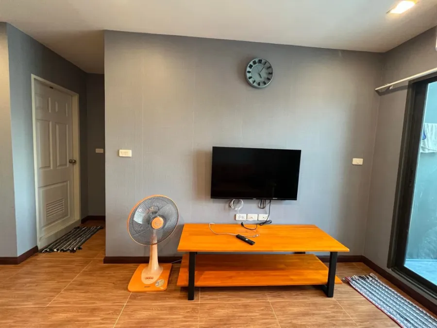 Sell / rent Condo Casa Condo-Asoke Dindeang, corner room, not attached to anyone. All rooms are well decorated. If interested, hurry to reserve.