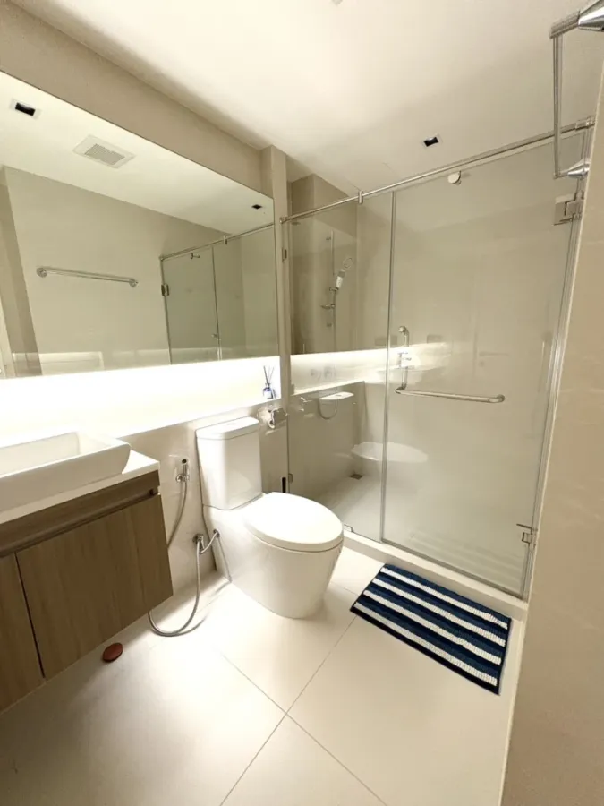 Urgent sale!! Condo Vtara Sukhumvit 36, 1st floor, Building A, beautiful unit, fully furnished, ready to move in immediately. Reserve now!!