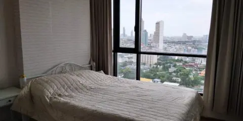 For rent Fuse Sathorn-Taksin ห้องพร้อมอยู่ เฟอร์ครบ ในราคาเบาๆๆ อย่ารอช้า รีบจองกันไวๆๆนะจ๊ะ