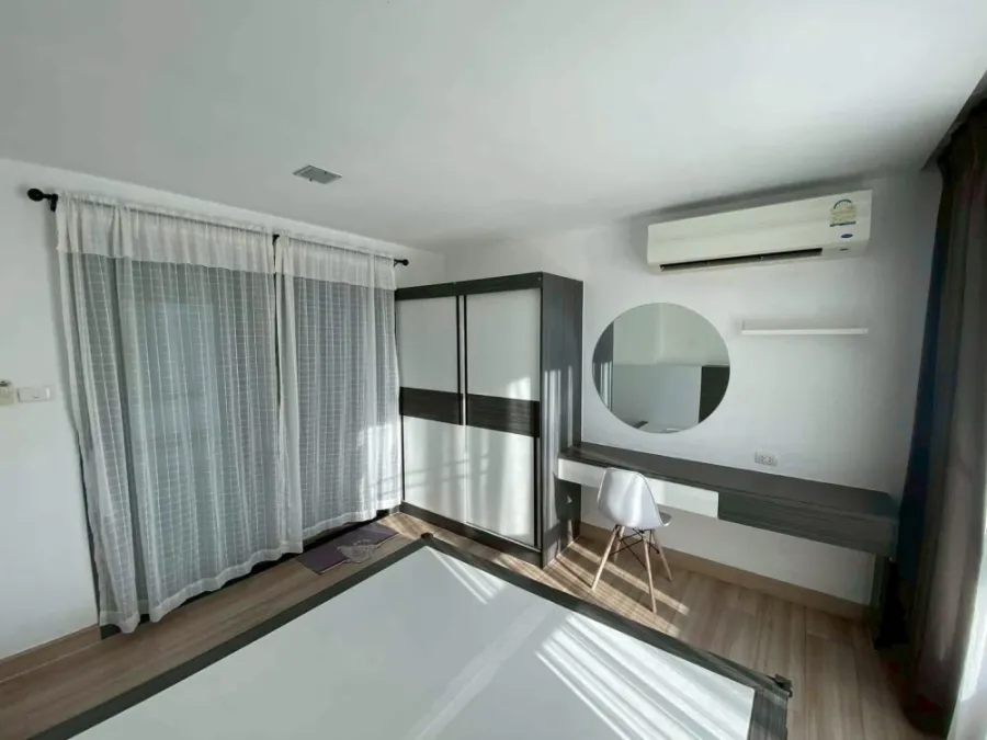 ให้เช่า Living Avenue Bangsaen ห้องน่าอยู่ เฟอร์พร้อม ราคาสบายกระเป๋า รีบจองเลย