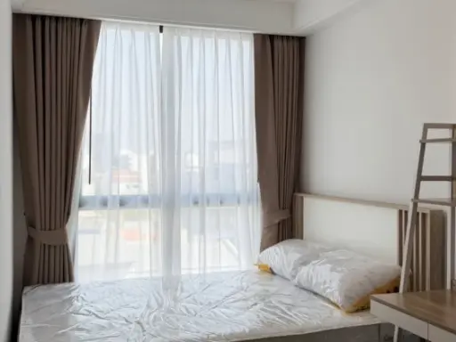 Condo Regal Srinakarin 40 for rent. Nice unit, fully furnished with appliances. Book now before it's too late!