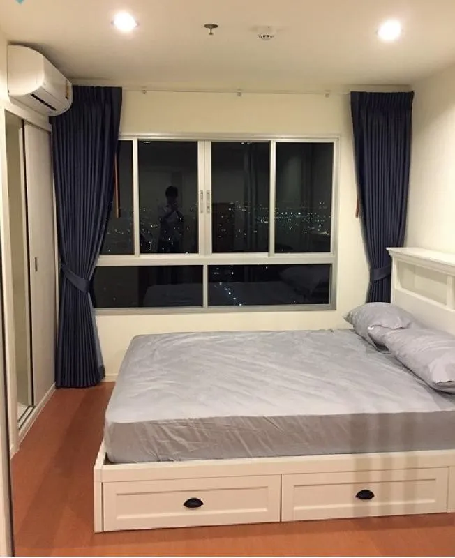 For rent LPN Rattanathibet - Ngamwongwan, room size 26.5 sq.m. Building A, high floor, great view, don't hesitate, book now.