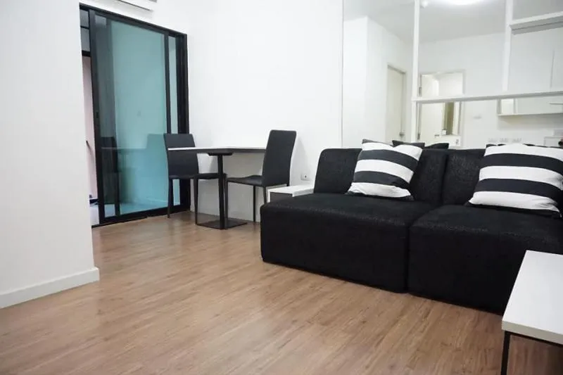 ให้เช่า/ขาย ไอคอนโด สุขุมวิท 105 ห้องสวยมาก บิ้วจัดเต็ม ไกล้BTS เข้าออกได้หลายทาง รีบจองห้องเลยนะคะ
