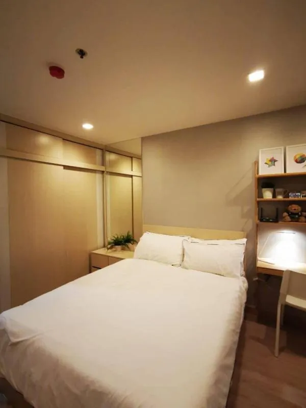 For rent, Casa Condo Bangyai, Central Westgate and IKEA Bangyai view at night, beautiful light, hurry up.