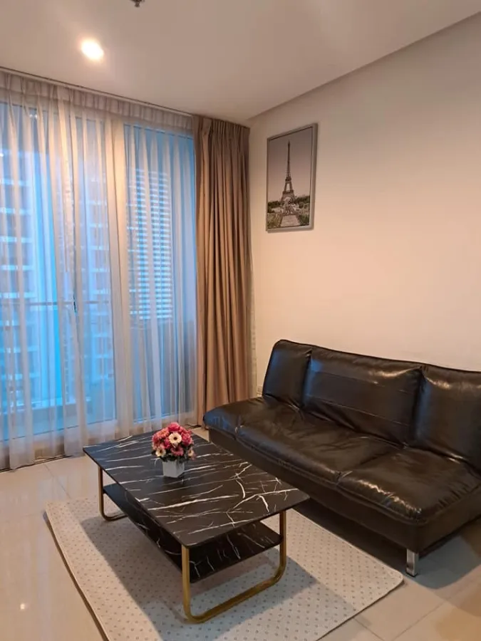 Sell or rent T.C. Green, corner room, very good view, fully furnished with electrical appliances You can carry your bag.