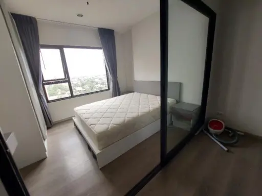 For sale, Aspire Sathorn-Taksin (Copper Zone), 11th floor, fully furnished room, good view, livable, book now, hurry up.