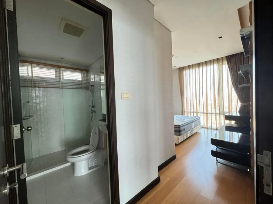 ขาย Fullerton Sukhumvit ชั้น 24 ห้องสวย ตกแต่งครบครัน สนใจเป็นเจ้าของ รีบจองเลย