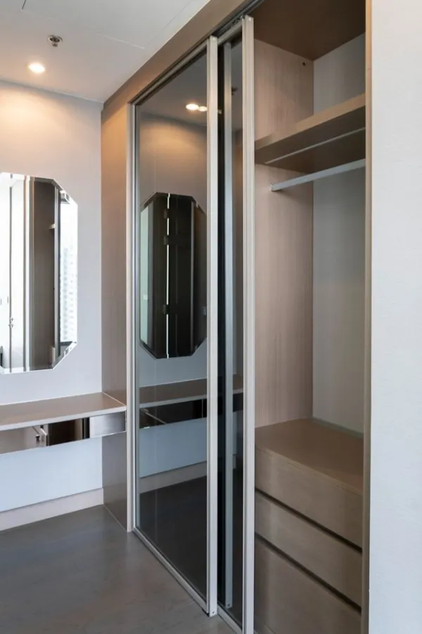 THE ESSE at SINGHA COMPLEX for Rent ห้องชั้น 26 วิวเมือง กว้างขวางอยู่สบาย ดีแบบนี้ห้ามพลาด