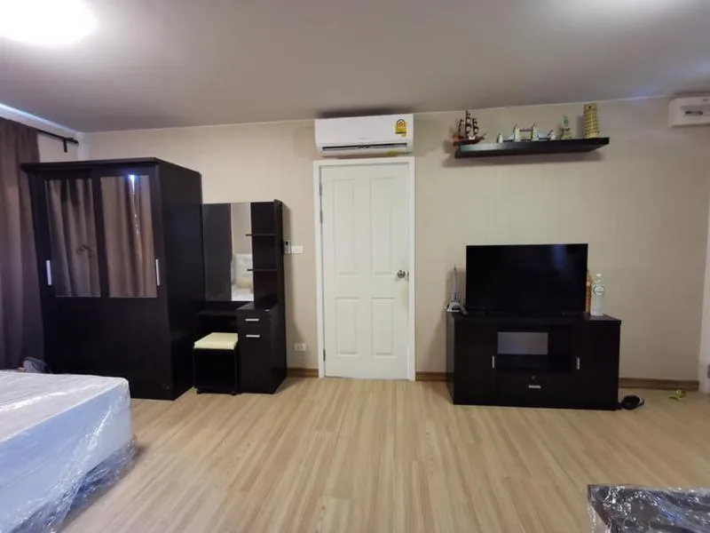 ให้เช่า plum condo paholyothin 89 ห้องกว้าง พื้นที่ใช่สอยเยอะ ทำกิจกรรมได้อย่างเต็มที่ รีบเลย