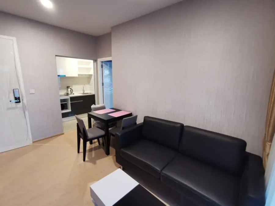 For rent, The Tree sukhumvit 71-Ekkamai, beautiful new room, fully furnished, great view, 2 storey curtains in every room, book now