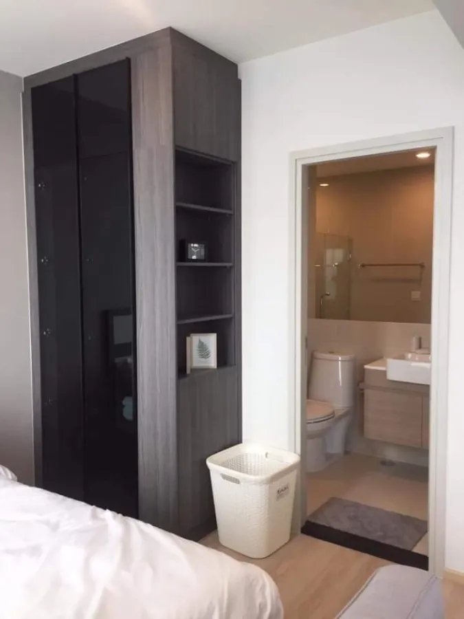 Noble Revolve Ratchada 2 for rent, Studio room, fully furnished, ready to move in Interested in moving urgently?