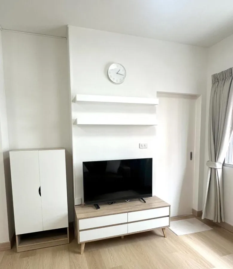 For rent: My Condo Sukhumvit 103, 1 bedroom, 1 bathroom, fully furnished and equipped with electrical appliances. Good like this, reserve now.