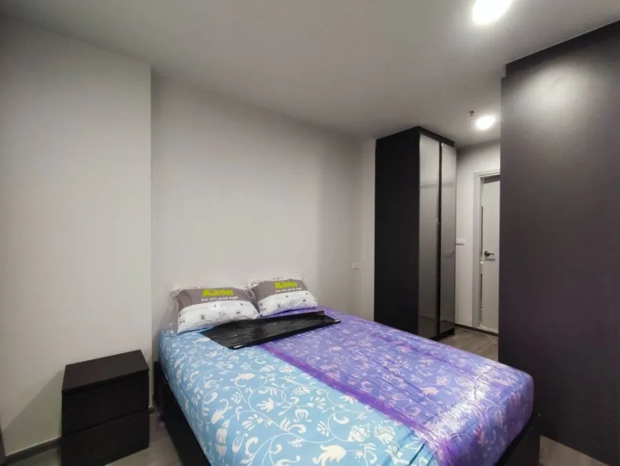 For rent, Ideo Chula Samyan, 7th floor, view of the MahaNakhon building, fully furnished room, nice to live in. Hurry up and book now, don't miss it.