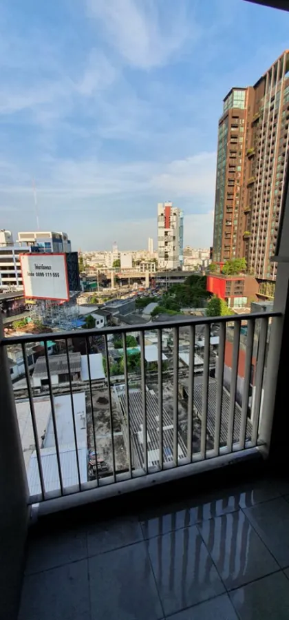 Condo for rent, Chapter One, Midtown, Ladprao 24, built-in room, wooden floor, fully furnished, ready to move in. Hurry up to reserve.