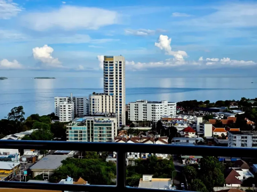 ขาย View Talay ห้องกว้างมาก ตกแต่งบิวท์อินสวยอลังทั้งห้อง พลาดแล้วจะเสียใจ