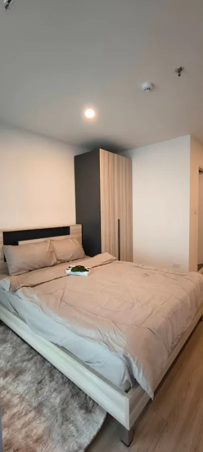 For rent, Lumpini Ville Chaengwattana-Pak Kret Station, simply decorated room, ready to move in, good price, don't miss it.