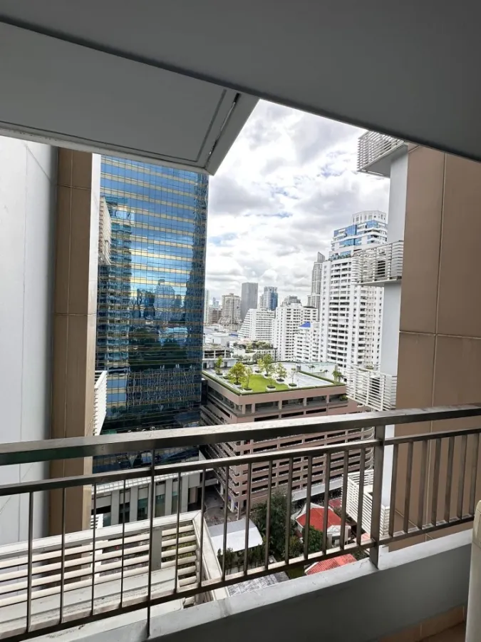 ให้เช่า เซอร์เคิล คอนโดมิเนียม ห้องสวย เฟอร์นิเจอร์ + เครื่องใช้ไฟฟ้าครบ มาแต่ตัวเข้าอยู่ได้เลย