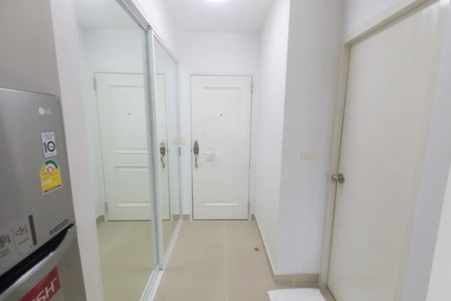 Condo for sale, rent, I-House Laguna Garden RCA, fully decorated with built-in furniture, don't miss it.