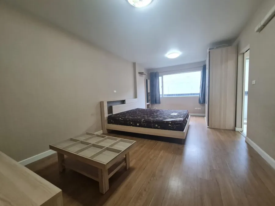 Condo for sale, One Ratchada-Ladprao, Studio room, good size, ready to move in, convenient to travel, don't wait!!