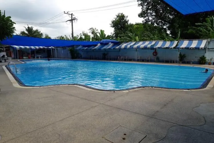 Sell / rent condo, Phatthanakan Life Complex, Rim room, wide area, privacy, urgent.