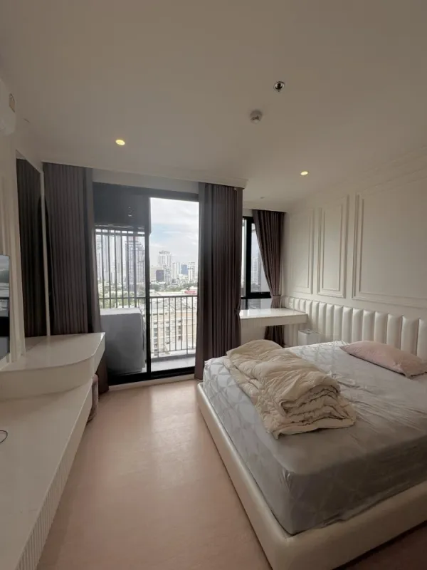 ให้เช่า มารุ เอกมัย 2 ชั้น 15 Fully built-in Modern Luxury style สวย น่าอยู่ จองเลย ห้ามพลาด